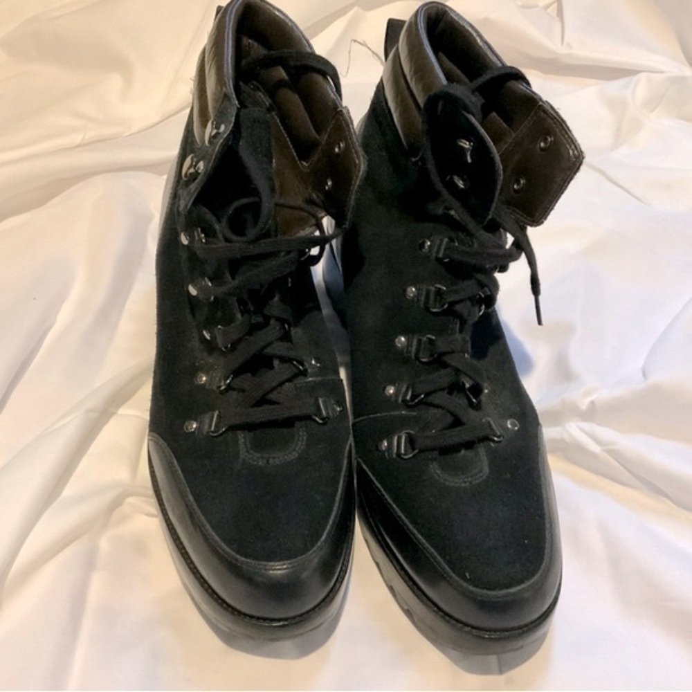 Cole Hahn winter Boots Size 10 women